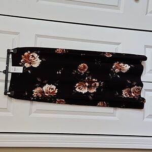 J. Jill long skirt black with floral pattern. Size Small.